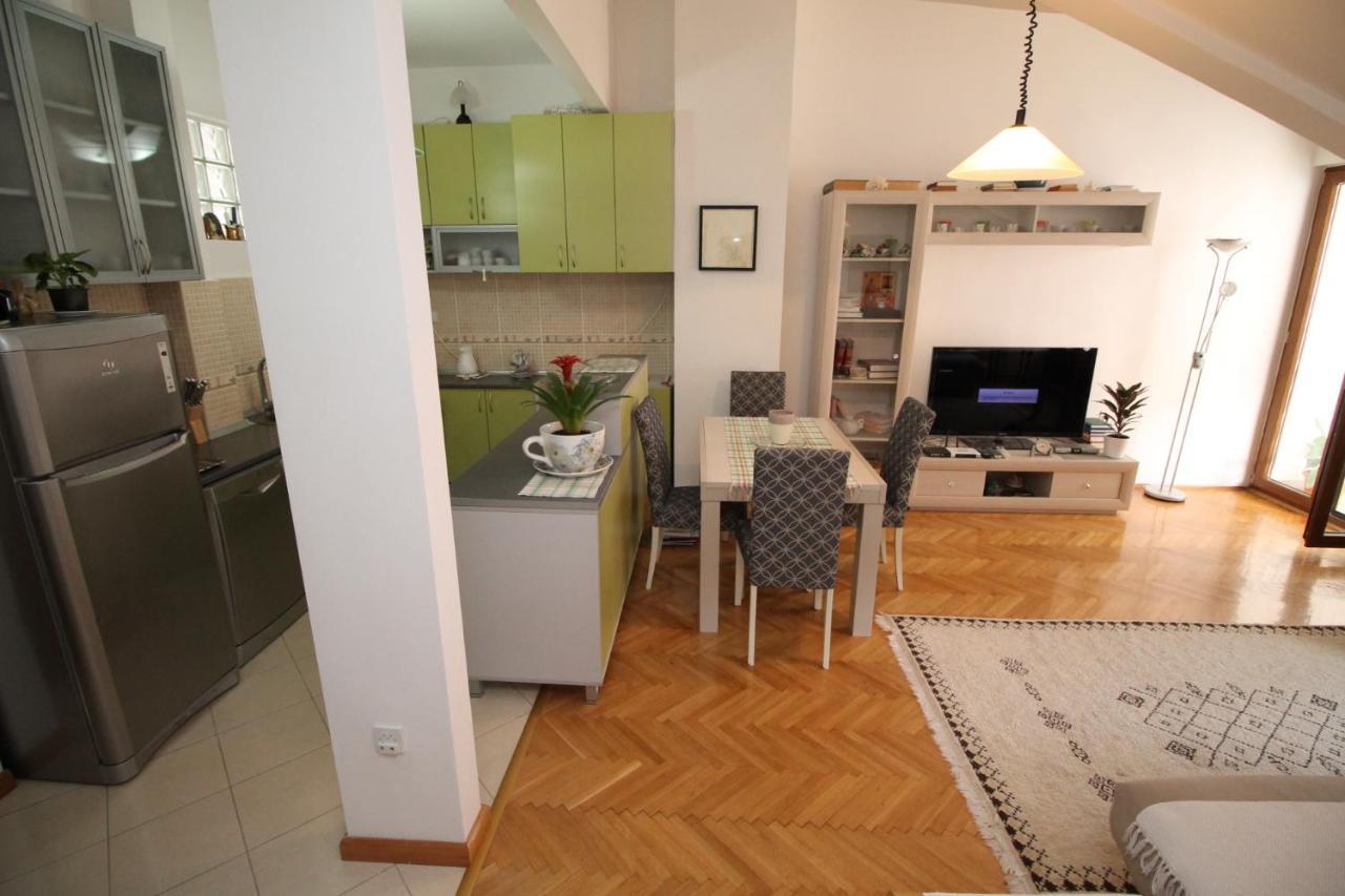Meric Duplex * Budva